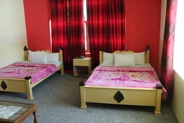 Deluxe Tek Büyük veya İki Ayrı Yataklı Oda