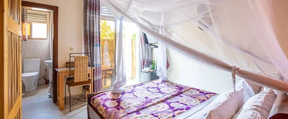 Villa Budget Queen Room