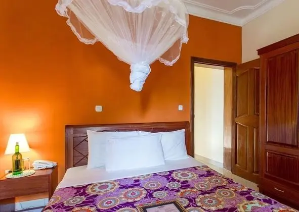 Villa Budget Queen Room