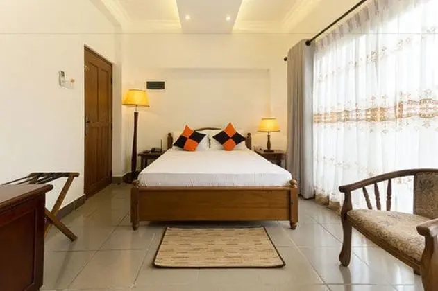 Deluxe Üç Kişilik Oda, 1 Yatak Odası, Banyolu/Duşlu, Bahçe Manzaralı