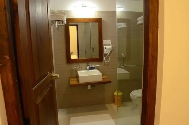 Deluxe Üç Kişilik Oda, 1 Yatak Odası, Banyolu/Duşlu, Bahçe Manzaralı