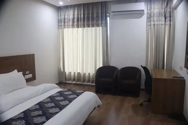 Standard King Room