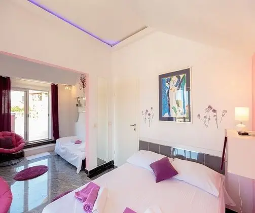 Apart Daire (3 Bedroom Apt with Jacuzzi n Sea View)