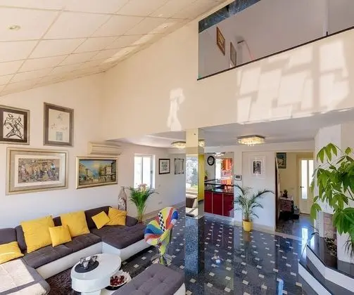 Apart Daire (3 Bedroom Apt with Jacuzzi n Sea View)