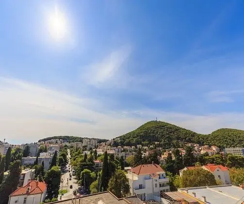 Apart Daire (3 Bedroom Apt with Jacuzzi n Sea View)