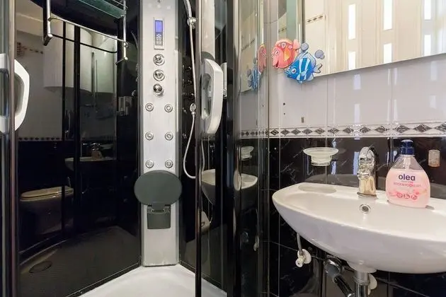 Apart Daire (3 Bedroom Apt with Jacuzzi n Sea View)