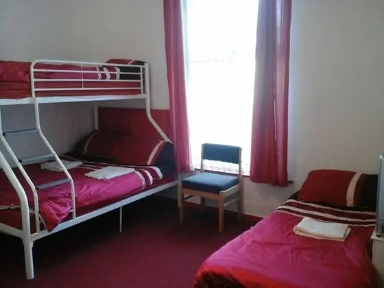 Süit, Ortak Banyo (Room 6)