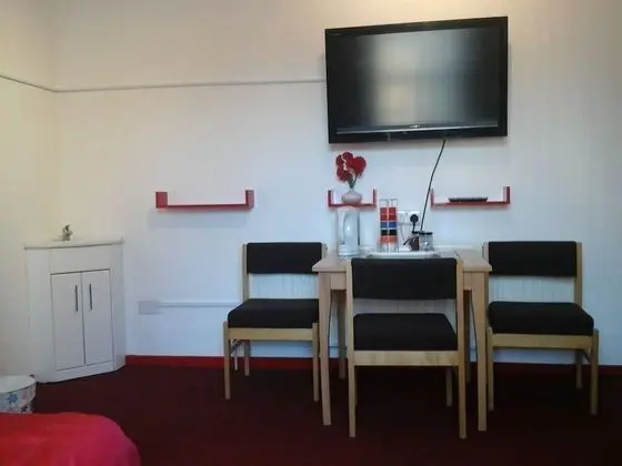 Süit, Ortak Banyo (Room 6)