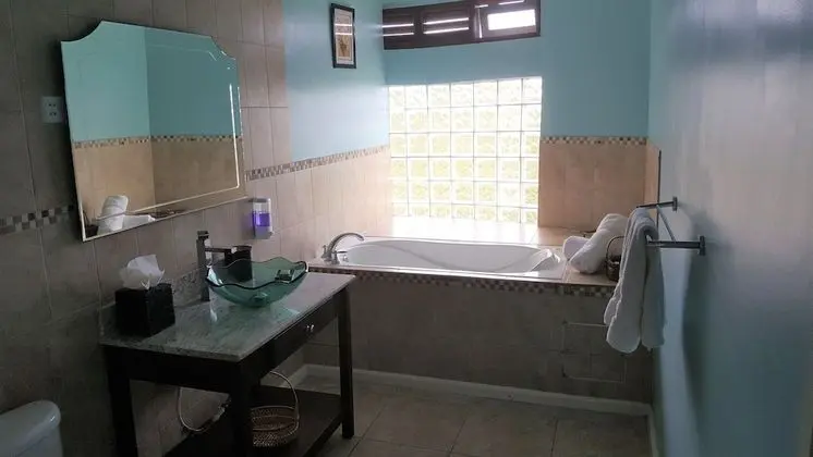 Deluxe Apart Daire, 2 Yatak Odası, Havuz Kullanımı, Marina Manzaralı