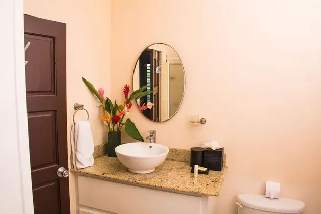 Deluxe Apart Daire, 2 Yatak Odası, Havuz Manzaralı, Okyanusa Sıfır