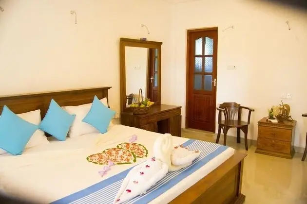 Deluxe Double Room with Balcony (AC)