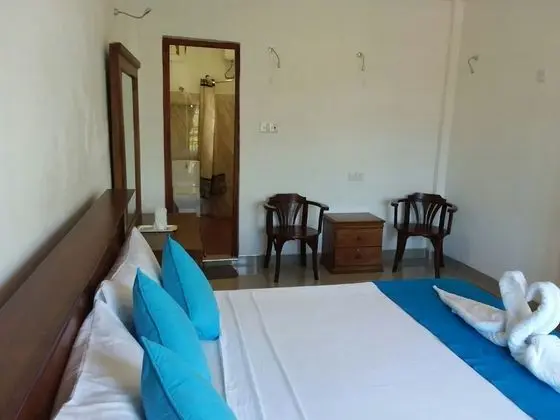 Deluxe Double Room with Balcony (AC)