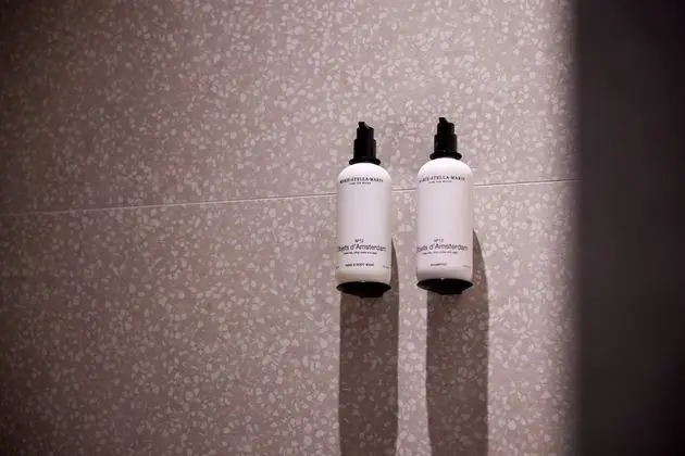 Grand Dört Kişilik Oda, Küvet