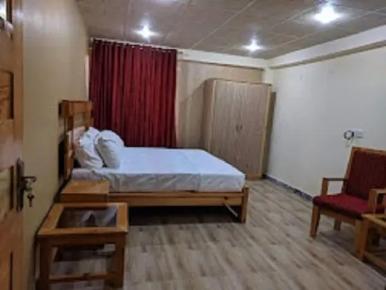 Deluxe Tek Büyük Yataklı Oda