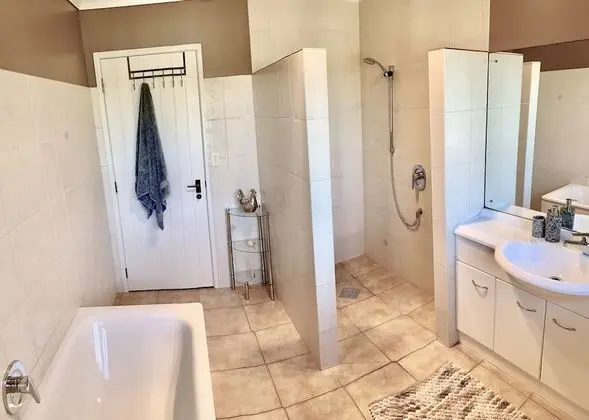 Family Süit, 2 Yatak Odası, Özel Banyo, Bahçe Manzaralı