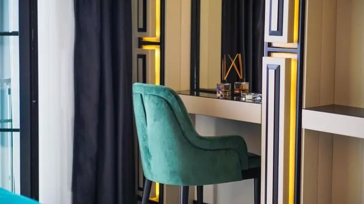 Suite, Deniz Manzaralı, Fransız Balkonlu