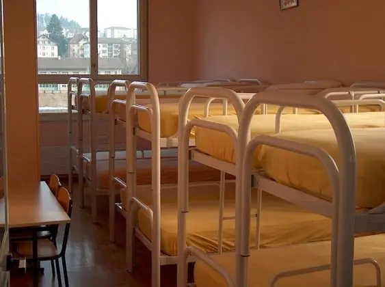 Ortak Ranzalı Oda, Sadece kadınlar için