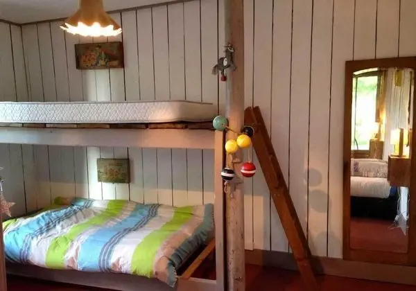 Kulübe, Birden Çok Yatak (Au bord du canal Paddock)