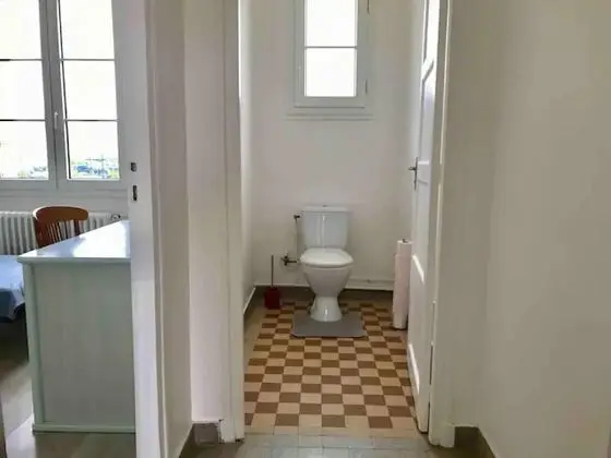 Basic Ev, Banyolu/Duşlu, Avlu Manzaralı (Leboudubout)