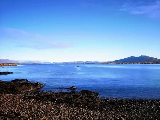 Panoramic Tek Büyük veya İki Ayrı Yataklı Oda