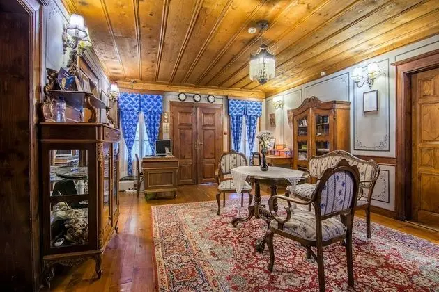Antique Double Room, City View, Garden Area