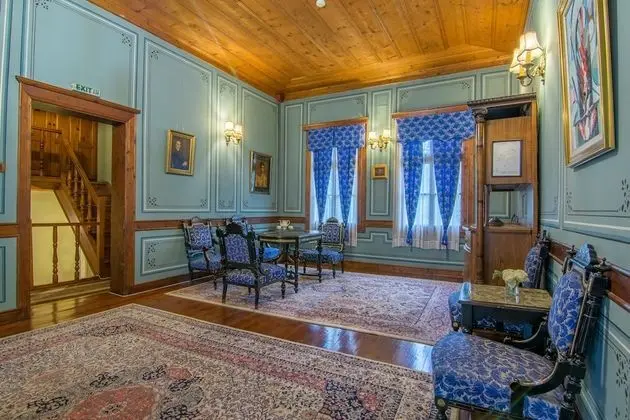 Antique Double Room, City View, Garden Area