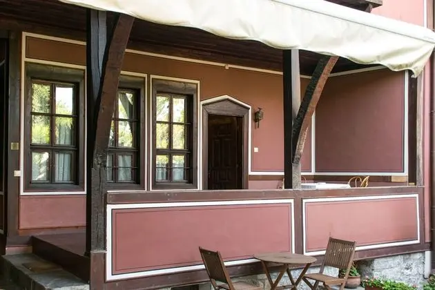 Antique Double Room, City View, Garden Area