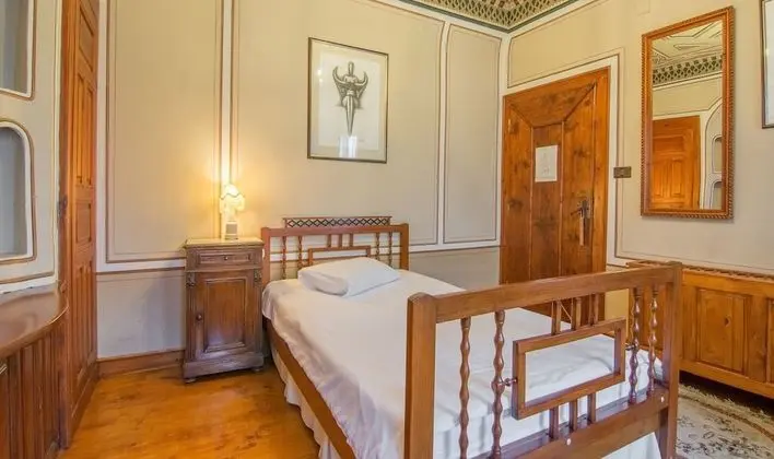 Antique Single Room, Garden View