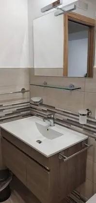 Superior Oda (Camera 2)