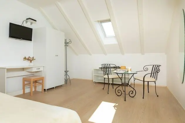 Grand Apart Daire, Sıcak Su Havuzu, Deniz Manzaralı (3 Bedrooms)