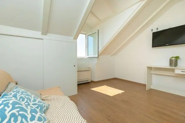 Grand Apart Daire, Sıcak Su Havuzu, Deniz Manzaralı (3 Bedrooms)