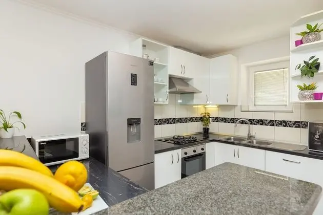 Comfort Apart Daire, Balkon, Nehir Manzaralı (4 Bedrooms)