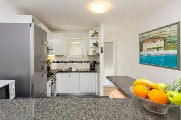 Comfort Apart Daire, Balkon, Nehir Manzaralı (4 Bedrooms)