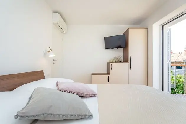 Apart Daire (4 Bedrooms)