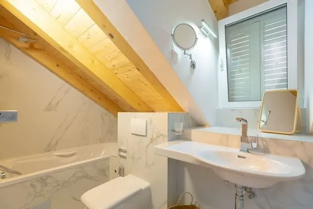 Apart Daire (4 Bedrooms)