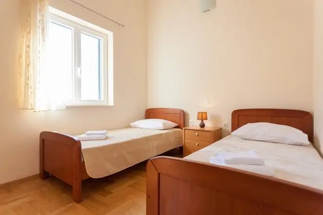 Superior Apart Daire, Kişiye Özel Havuzlu, Deniz Manzaralı (3 Bedrooms)
