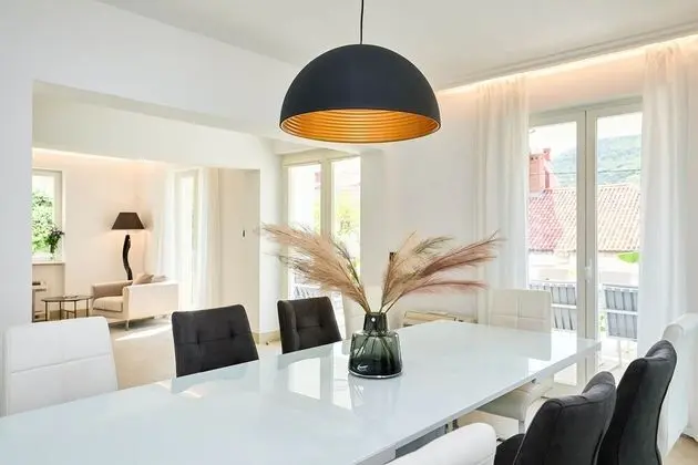 Villa (5 Bedrooms)