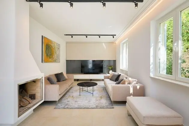 Villa (5 Bedrooms)