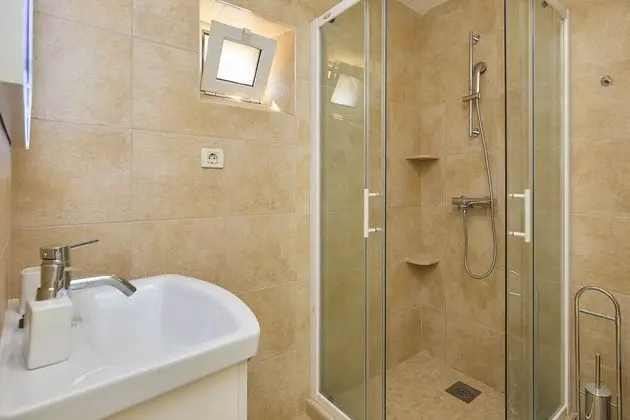 Villa (5 Bedrooms)