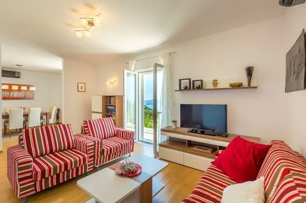 Villa, Kişiye Özel Havuzlu, Deniz Manzaralı (3 Bedrooms)