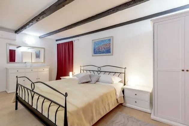 Traditional Villa, Kişiye Özel Havuzlu (3 Bedrooms)