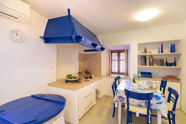 Villa (4 Bedrooms)