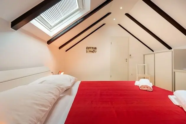 Villa (4 Bedrooms)