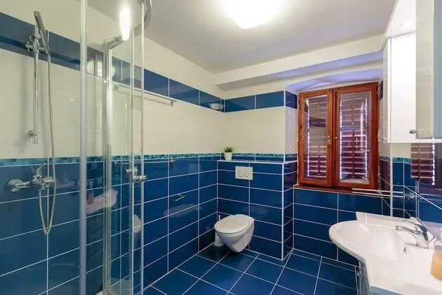 Villa (4 Bedrooms)
