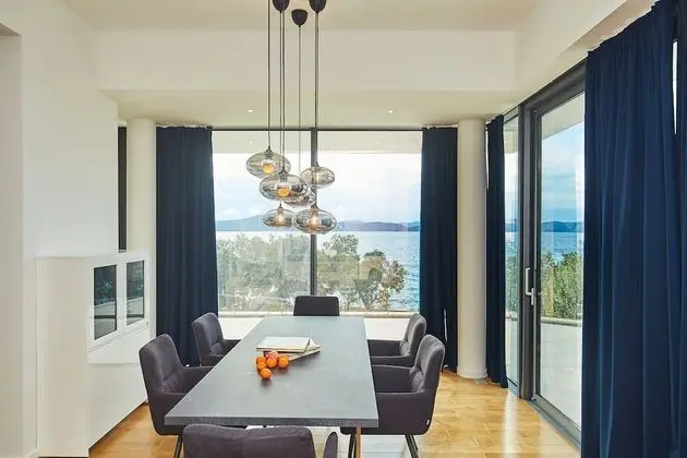 Design Villa, 6 Yatak Odası, Kişiye Özel Havuzlu, Deniz Manzaralı (6 Bedrooms)