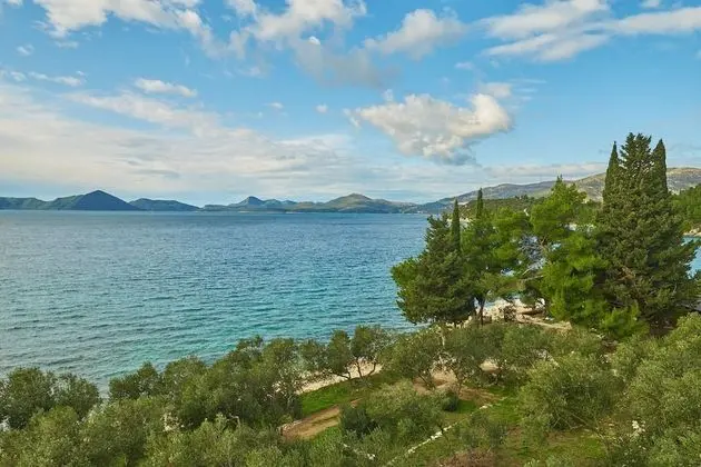 Design Villa, 6 Yatak Odası, Kişiye Özel Havuzlu, Deniz Manzaralı (6 Bedrooms)