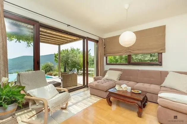 Ev, Kişiye Özel Havuzlu, Nehir Manzaralı (3 Bedrooms)