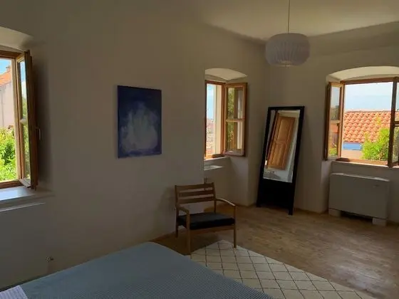 Ev (5 Bedrooms)