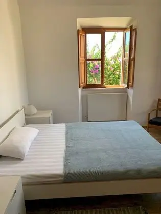 Ev (5 Bedrooms)