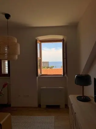 Ev (5 Bedrooms)